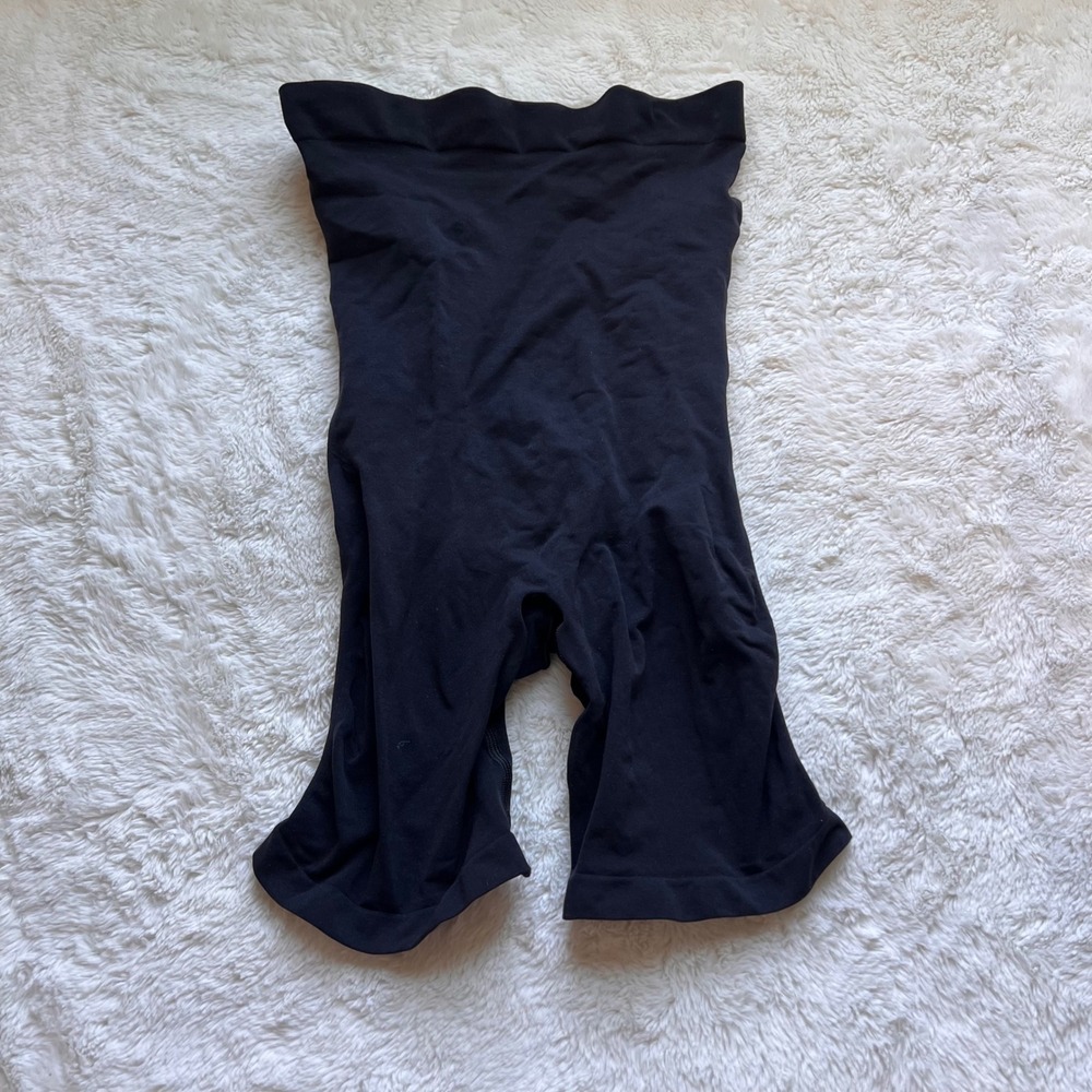 SKIMS Seamless Sculpt Mid Thigh Short Onyx Black 2XL Shapewear High Waist NWOT